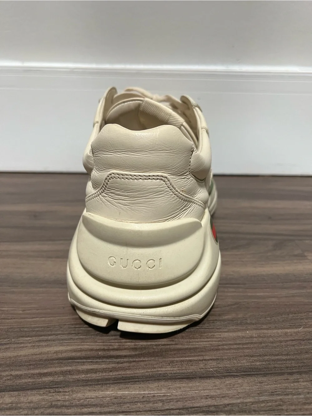 100% Authentic Gucci Rhyton Leather Sneaker Size 9 US, 8 Gucci